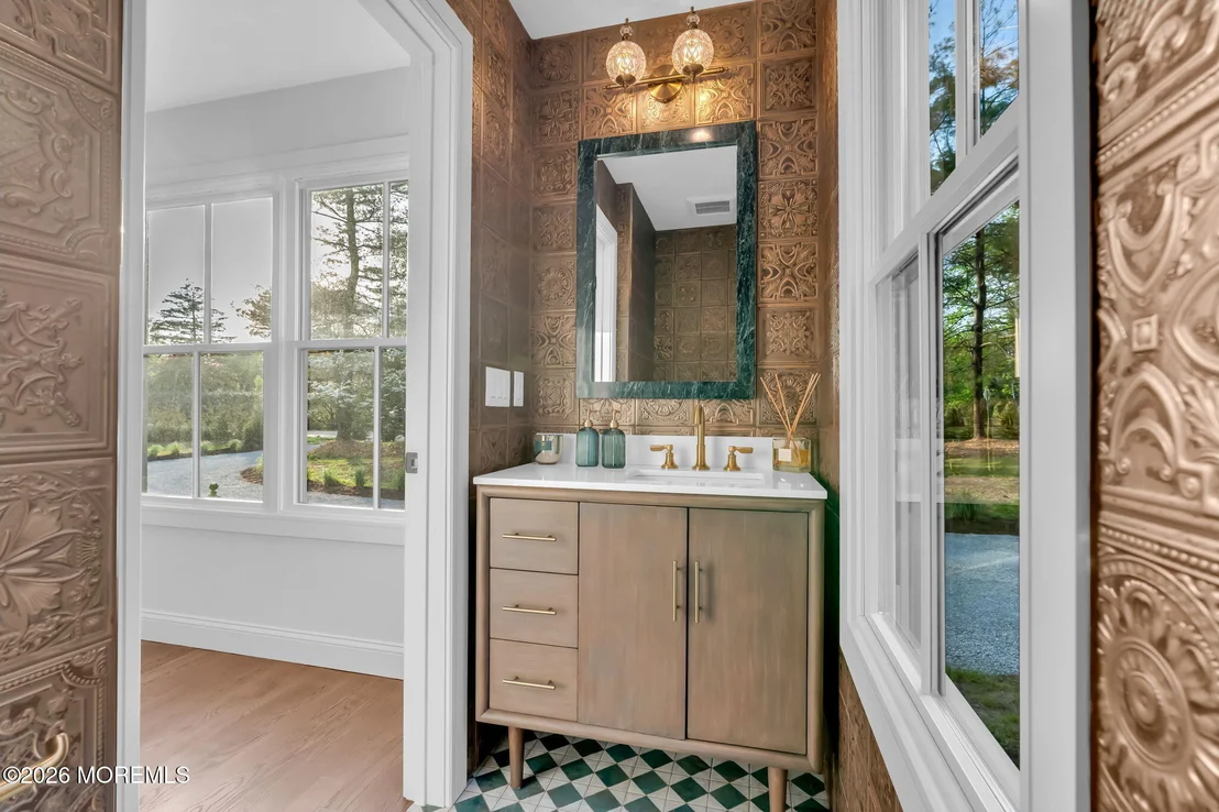 Photo of 181 Rumson Road