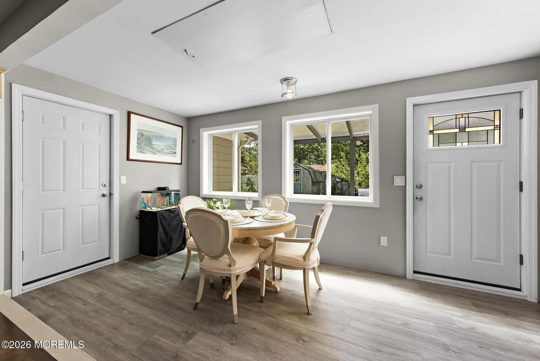 Photo of 337 Enterprise Drive