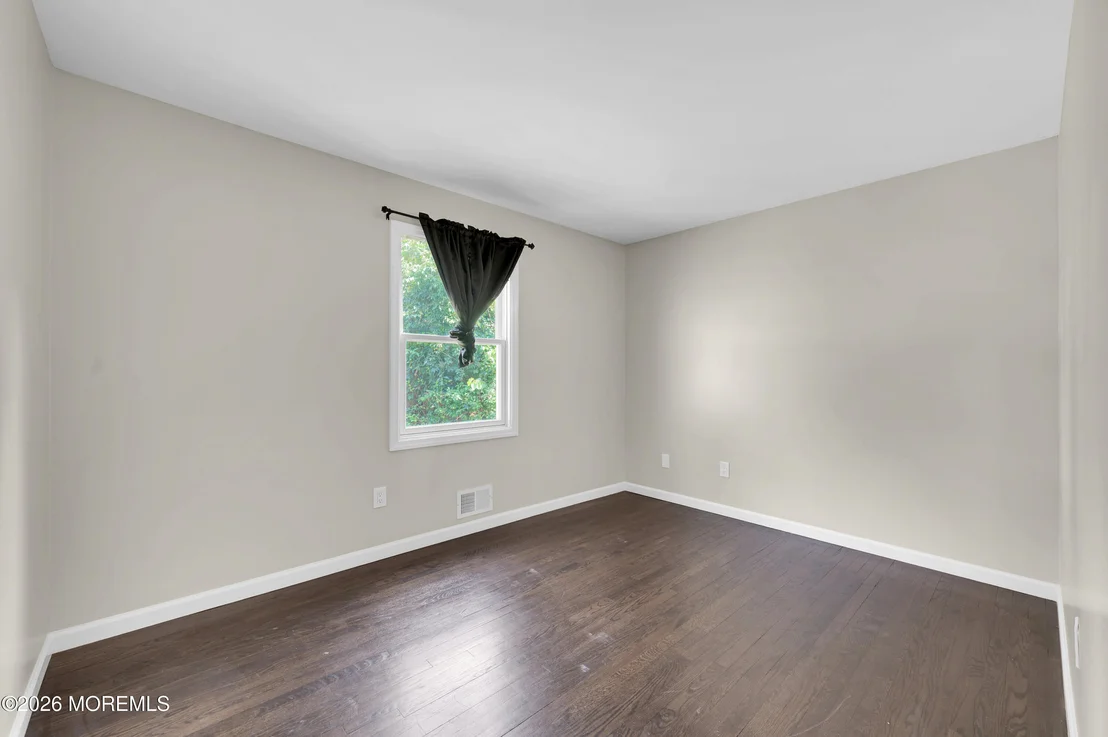 Photo of 271 Sky Manor Boulevard