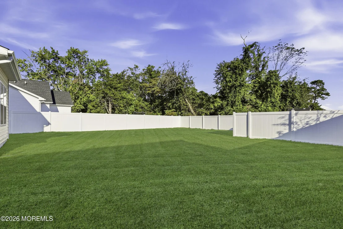 Photo of 17 4th Avenue