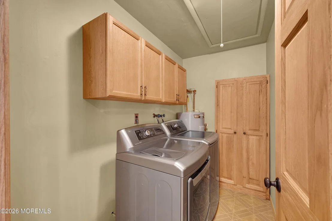 Photo of 718 Auth Avenue