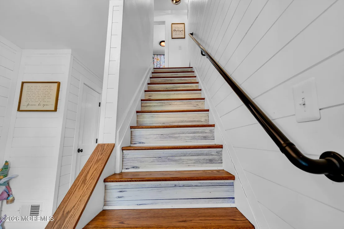 Photo of 4 Oak Leaf Lane