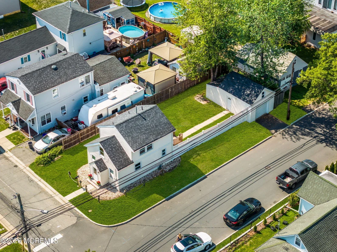 Photo of 439 Clark Avenue