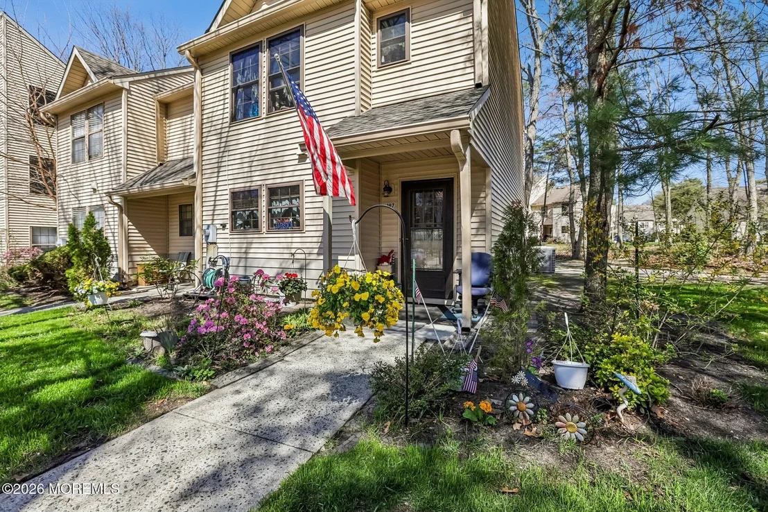 Photo of 197 Azalea Circle