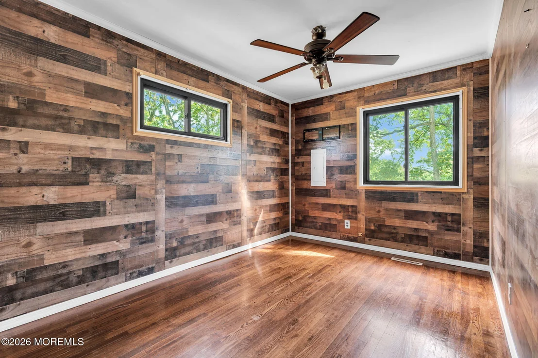 Photo of 4 Hemlock Road