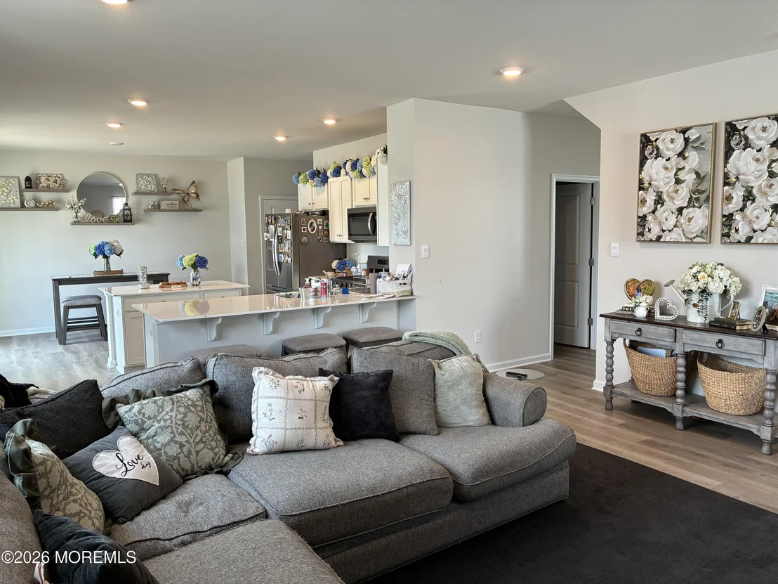 Photo of 2 Minnow Avenue
