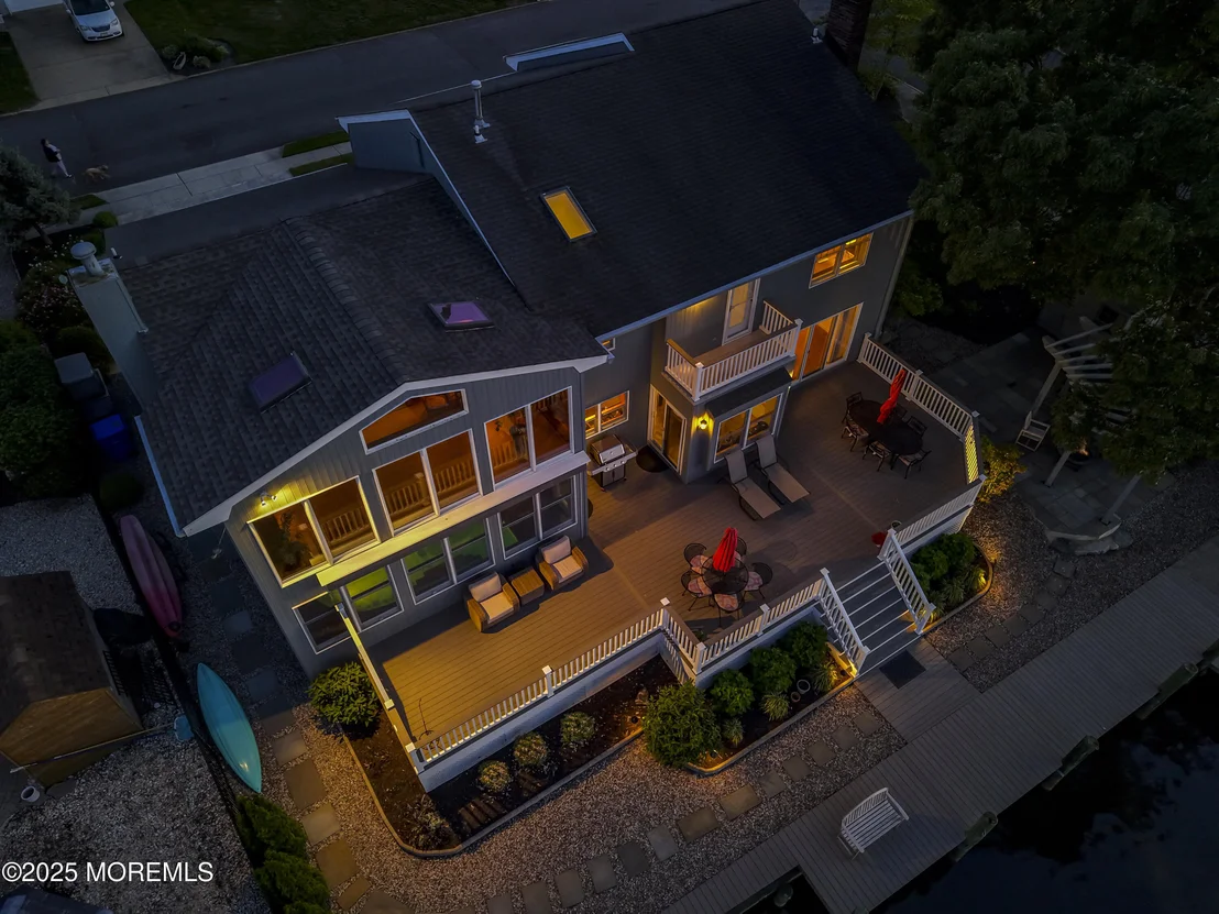 Photo of 560 Midwood Drive