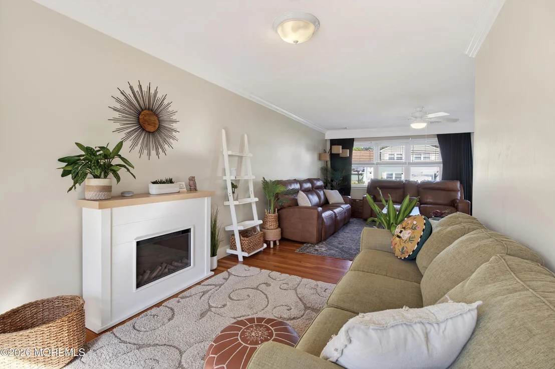 Photo of 105 Cranbury Road