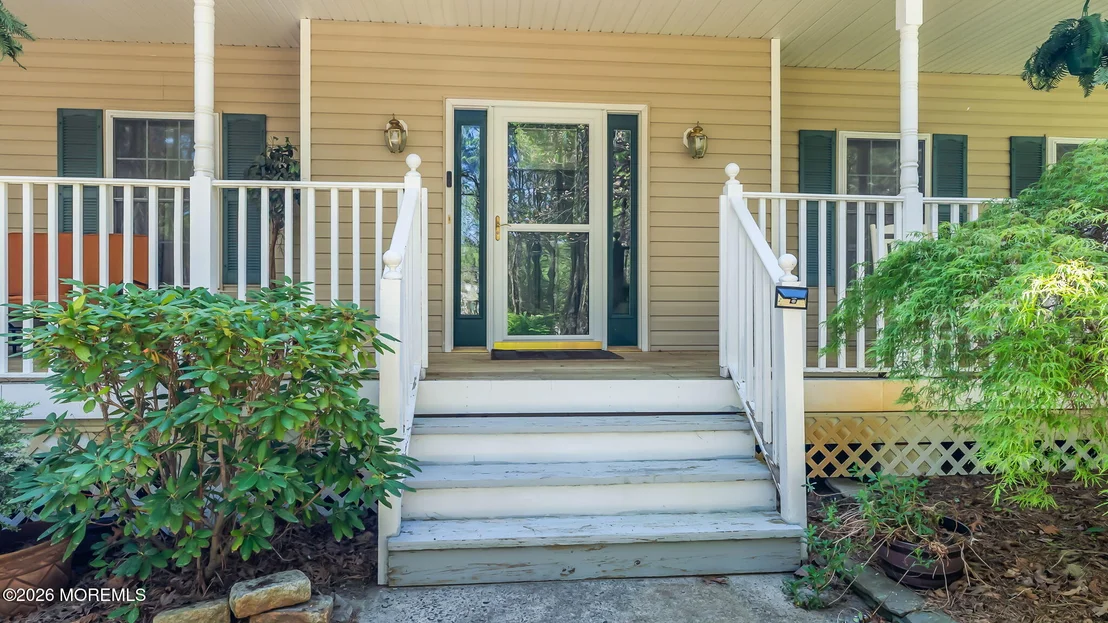 Photo of 645 Reed Road