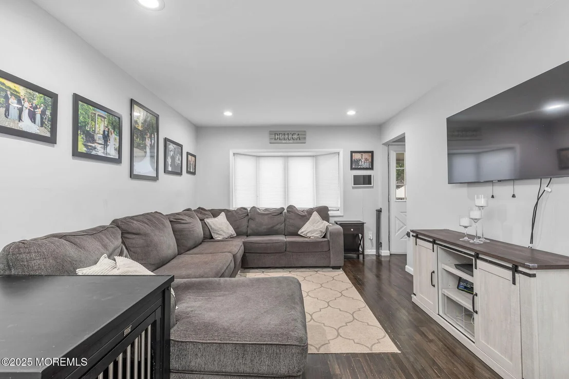 Photo of 11 Cornell Drive