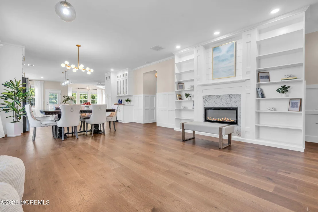 Photo of 83 Huntington Drive