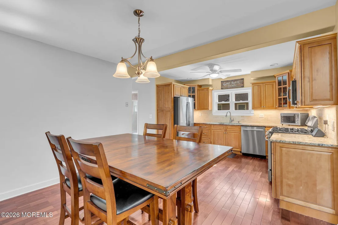 Photo of 2000 Monmouth Boulevard
