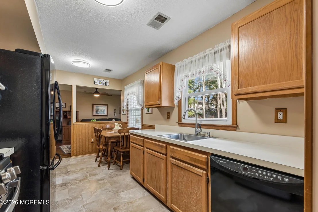 Photo of 807 Constitution Drive