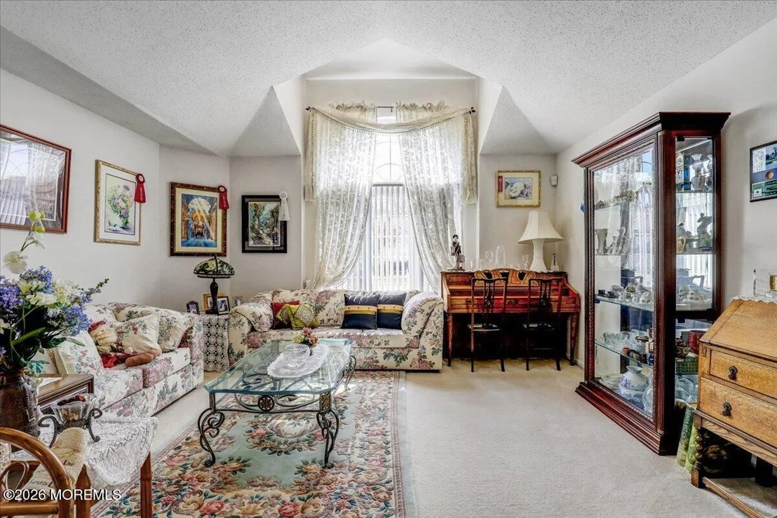 Photo of 24 Merion Lane