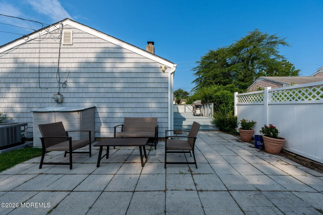 Photo of 150 5th Avenue