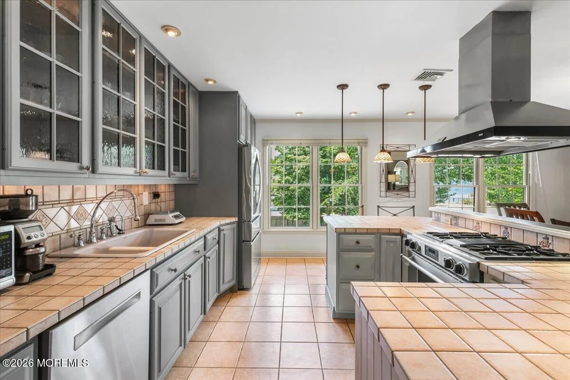 Photo of 5 Scheiber Drive