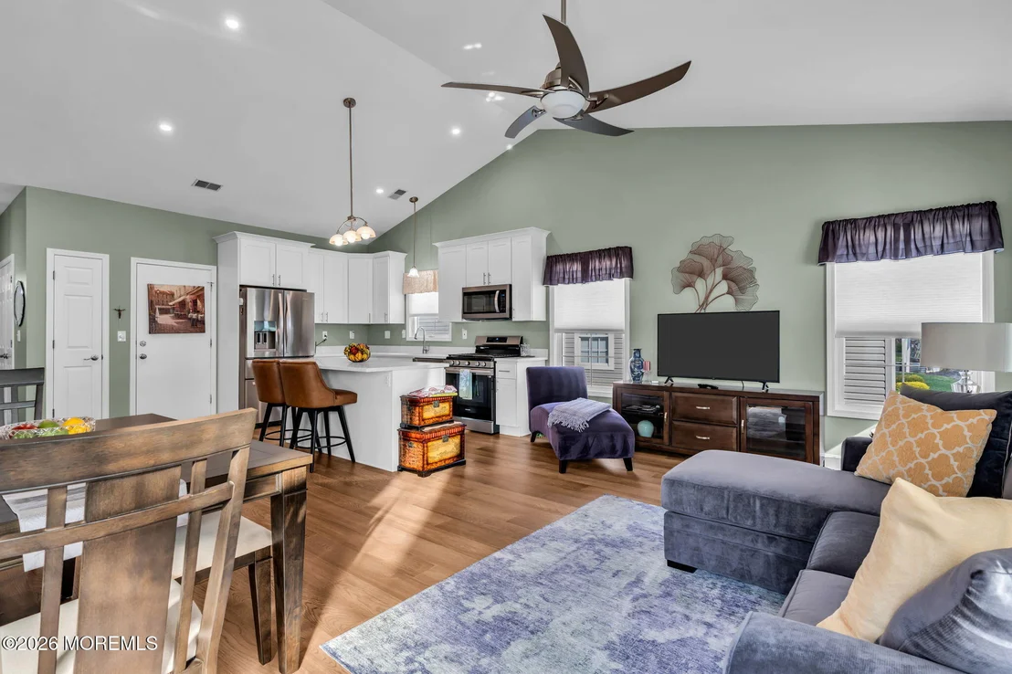 Photo of 27 Molly Lane
