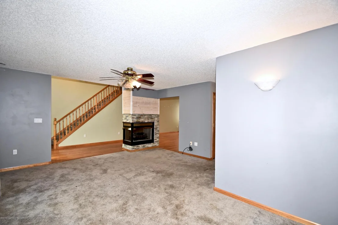 Photo of 1671 Joffre Road
