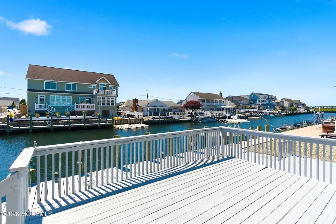 Photo of 832 Forepeak Drive