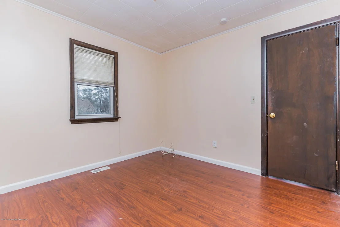 Photo of 511 Barber Avenue