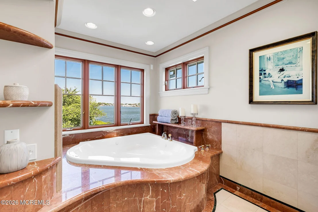 Photo of 229 Comanche Drive