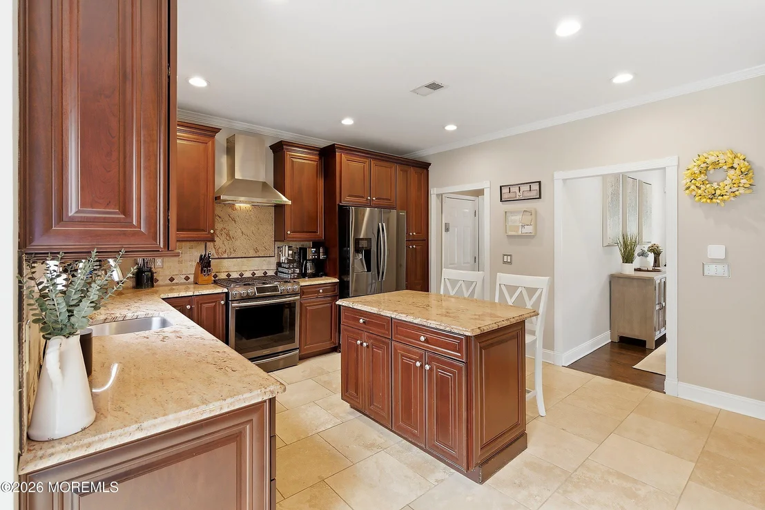 Photo of 8 Arboretum Drive