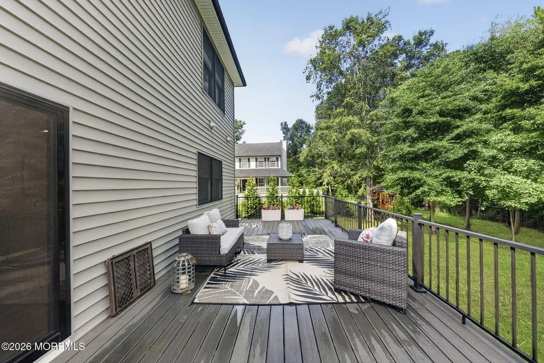 Photo of 284 Middle Road