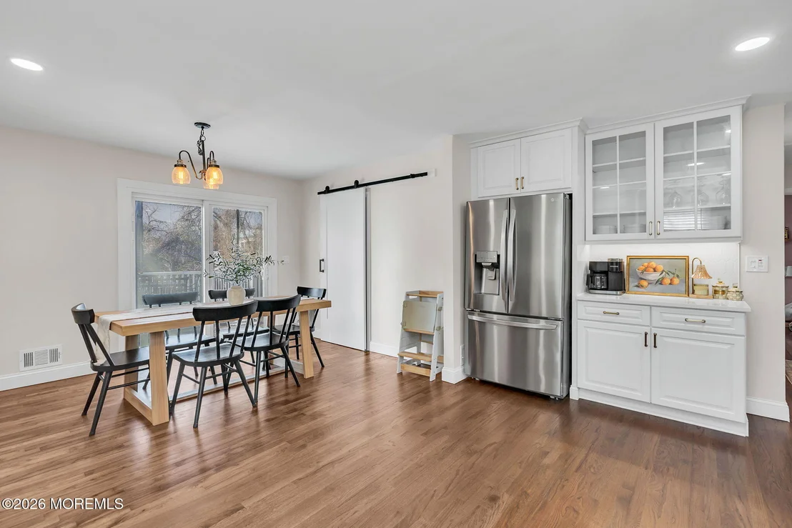 Photo of 701 Barberry Drive