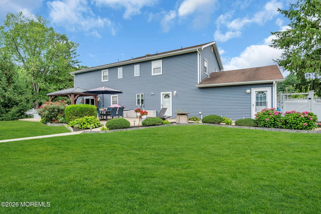 Photo of 1 Meadowbrook Drive