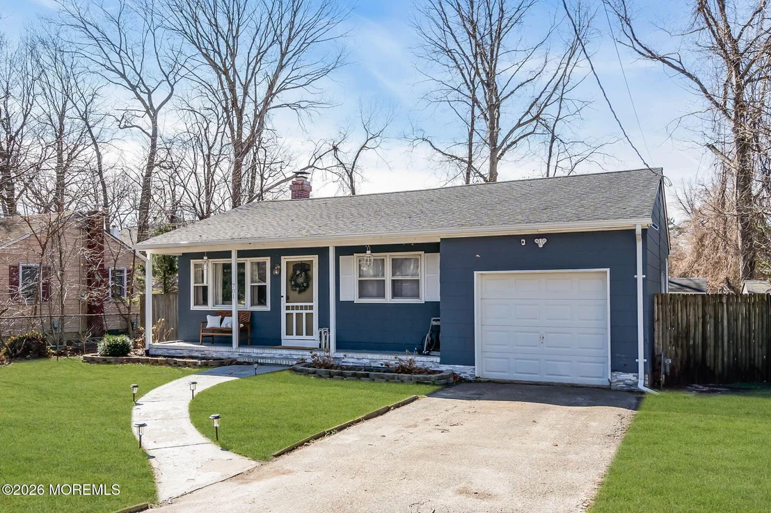 Photo of 701 Barberry Drive