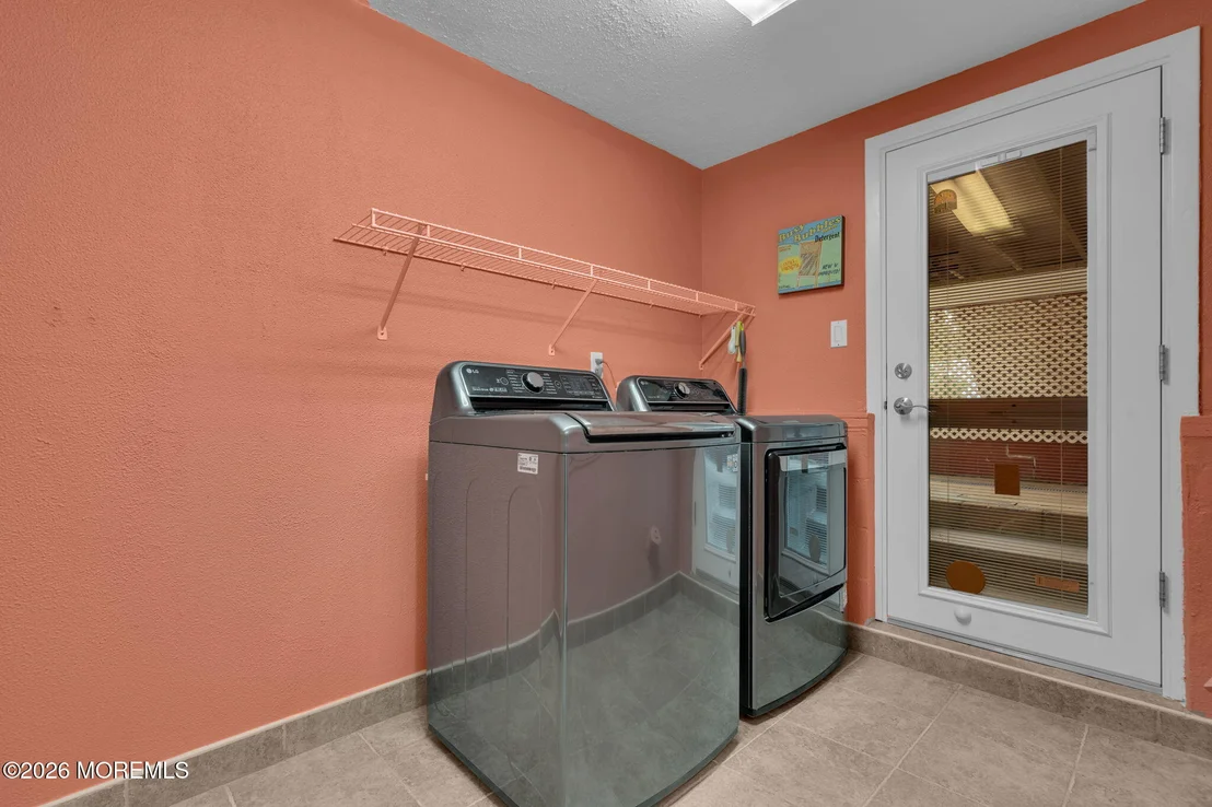 Photo of 205 Arizona Drive