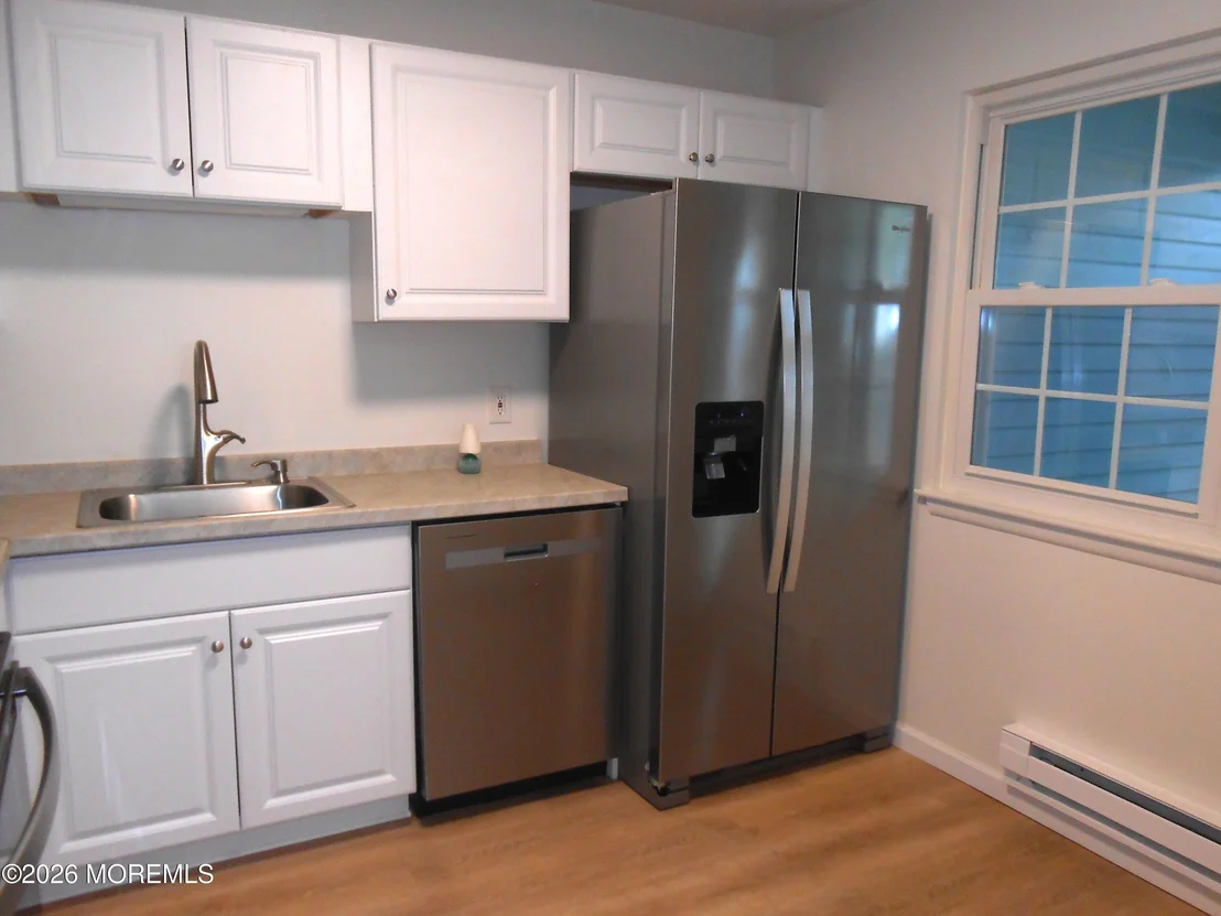 Photo of 220 Lexington Drive