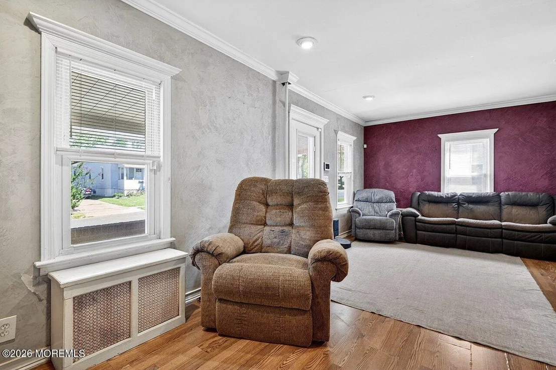 Photo of 30 Pershing Avenue