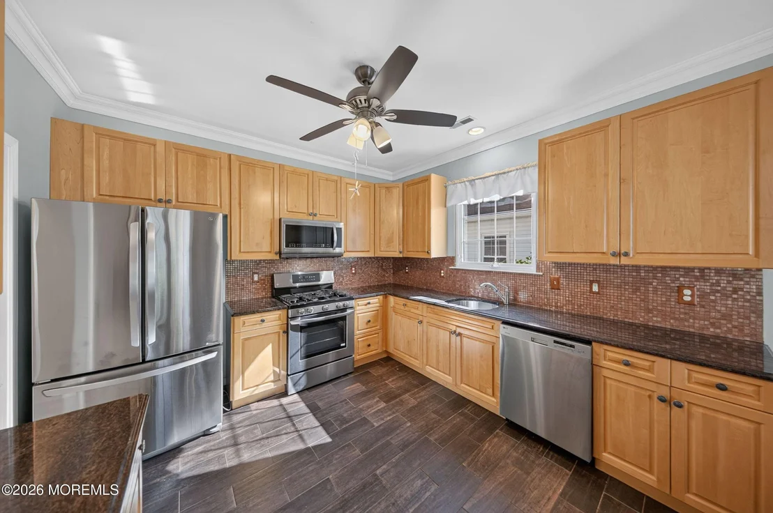Photo of 6 Doral Way