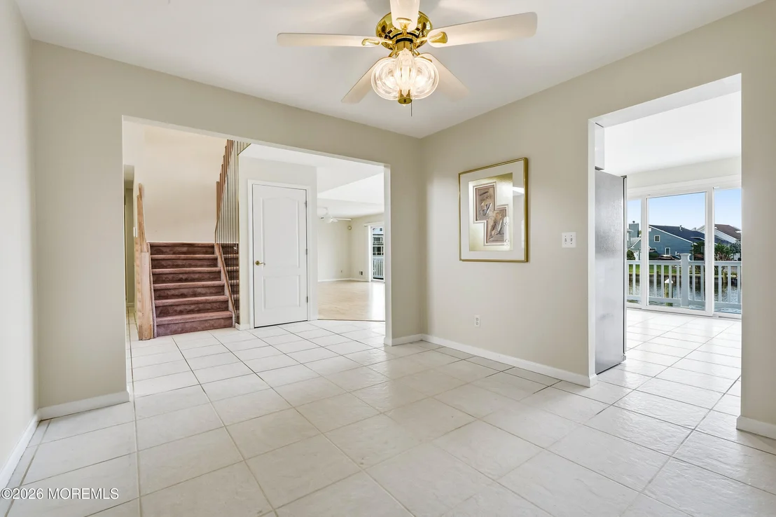 Photo of 717 Fairview Lane