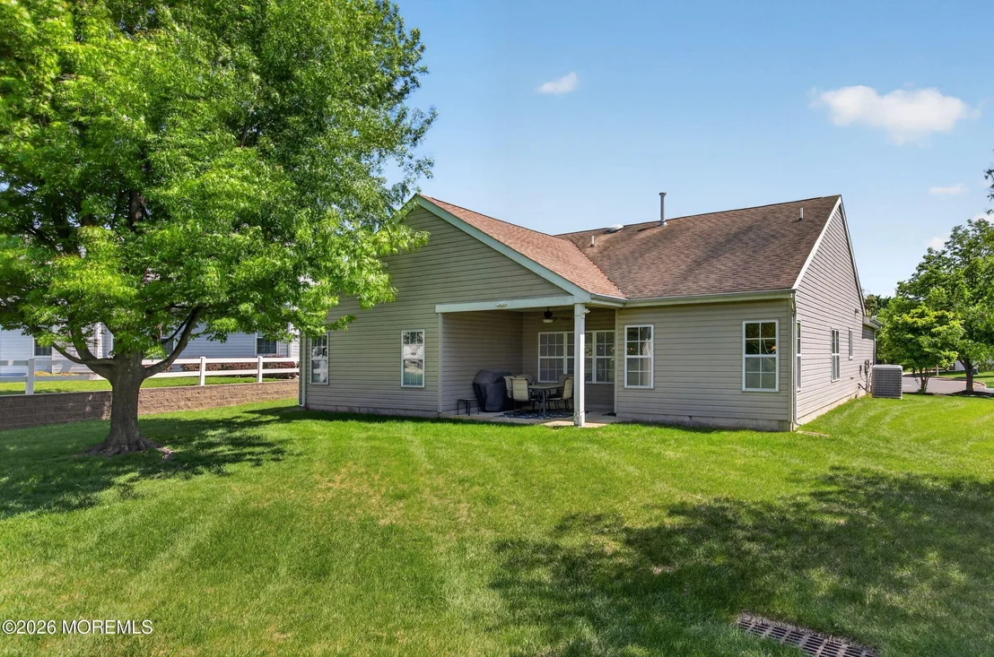 Photo of 32 Tall Pines Drive