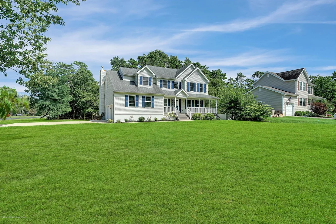 Photo of 249 Central Boulevard