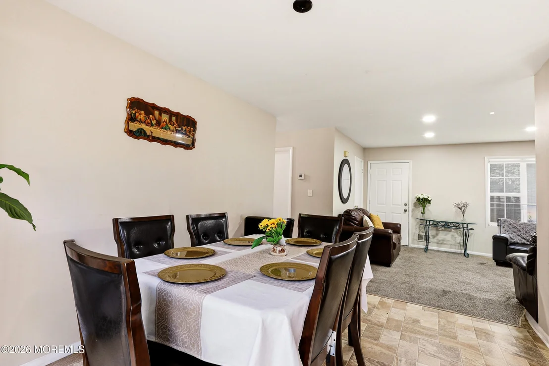 Photo of 225 Cassville Road