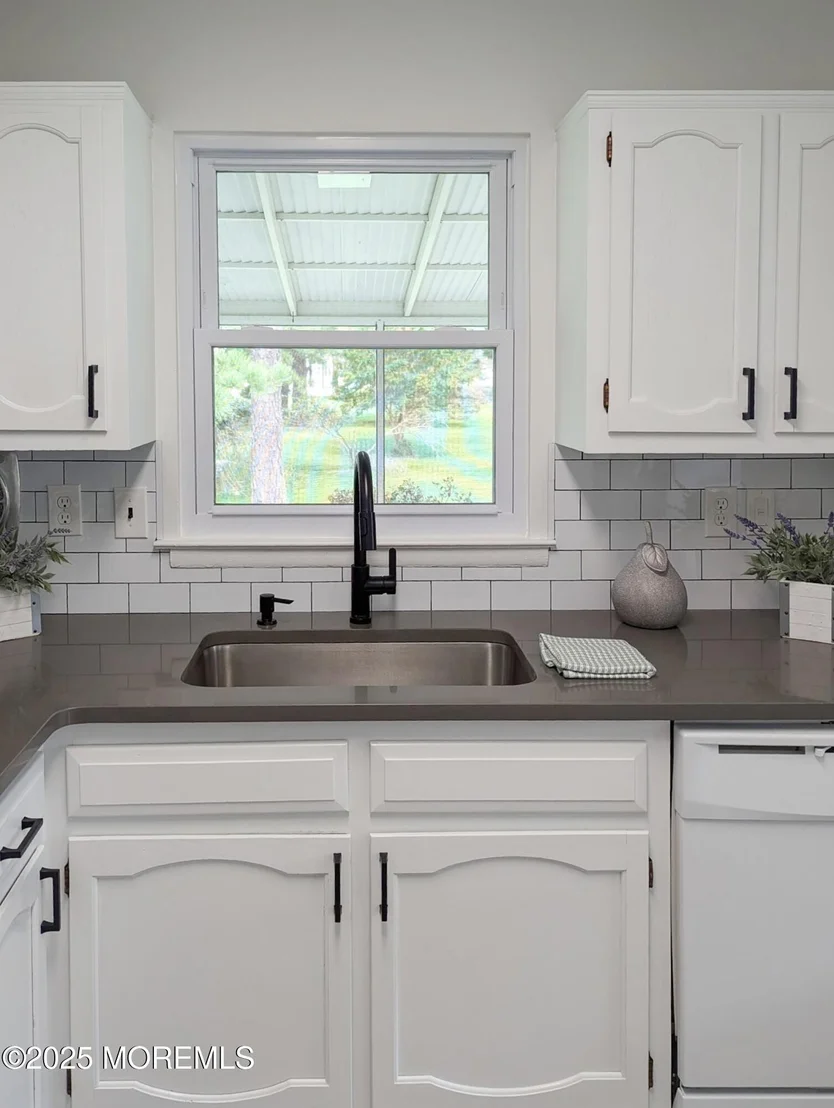 Photo of 54 Columbus Boulevard