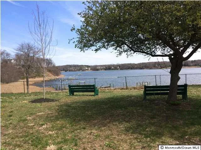 Photo of 5 River Edge Drive
