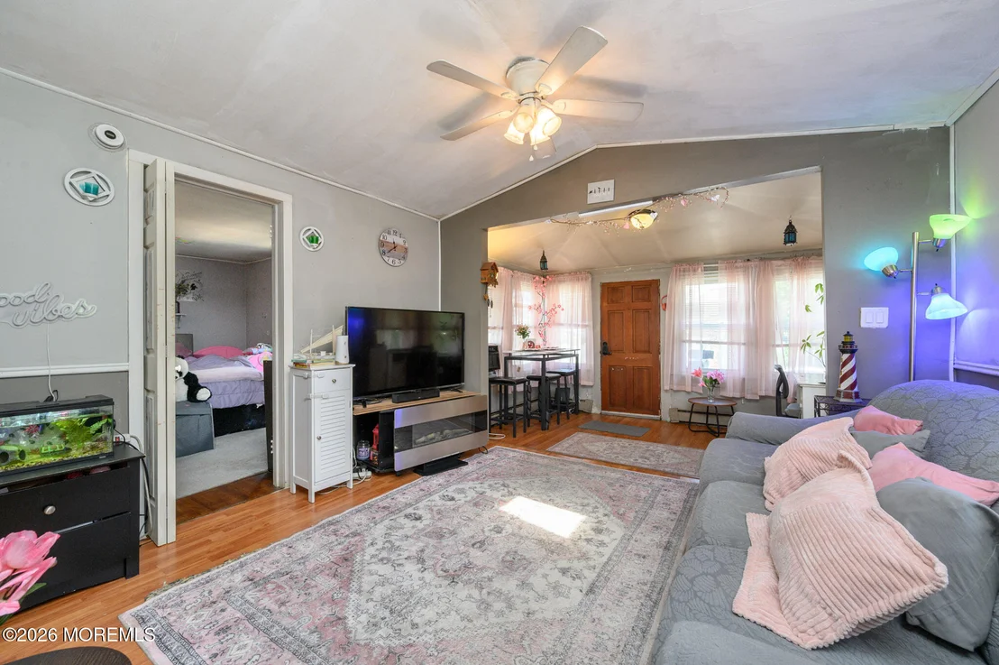 Photo of 904 Central Avenue