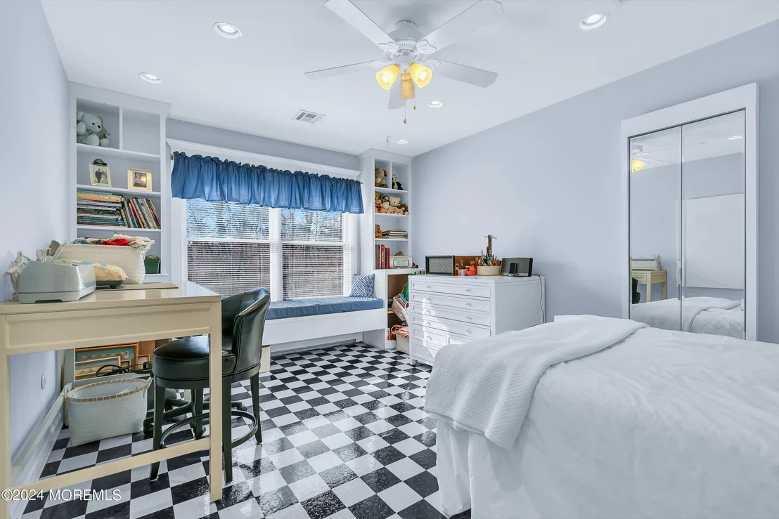 Photo of 394 Black Oak Road
