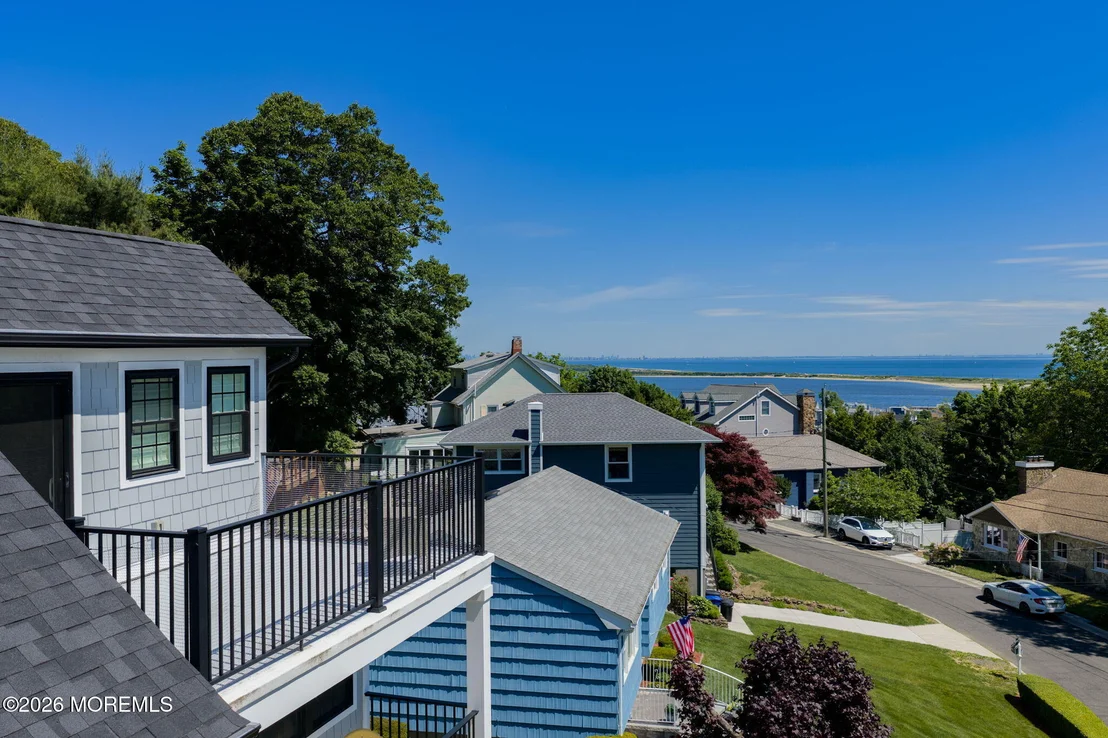 Photo of 30 Bay Street