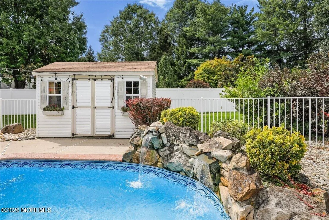 Photo of 25 Paceview Drive