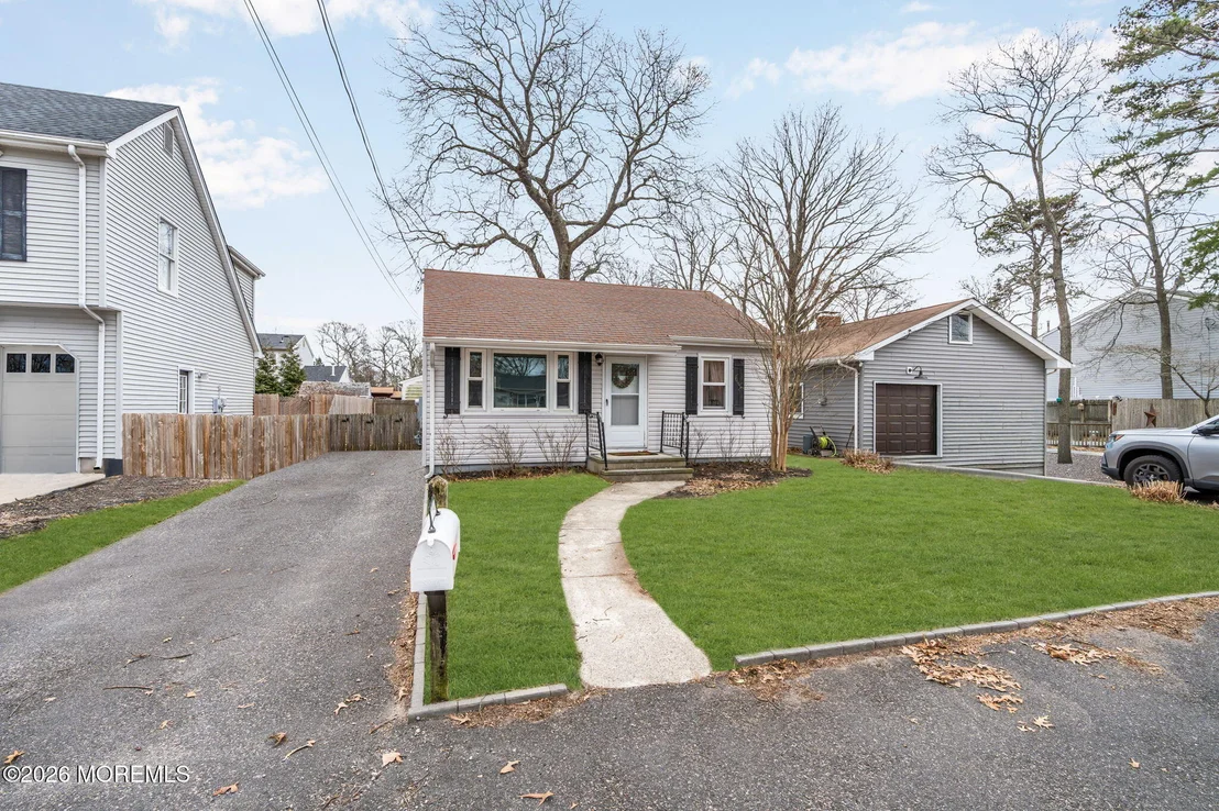 Photo of 49 Cumberland Drive