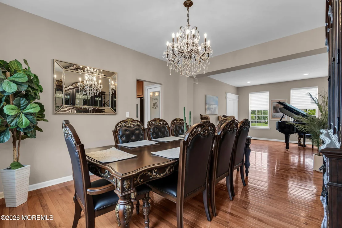 Photo of 12 Whispering Grove Boulevard