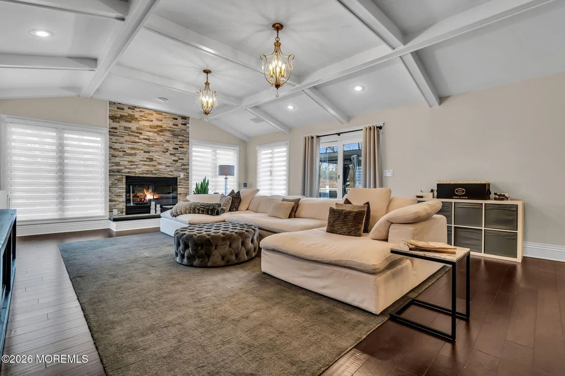 Photo of 12 Meadowview Drive