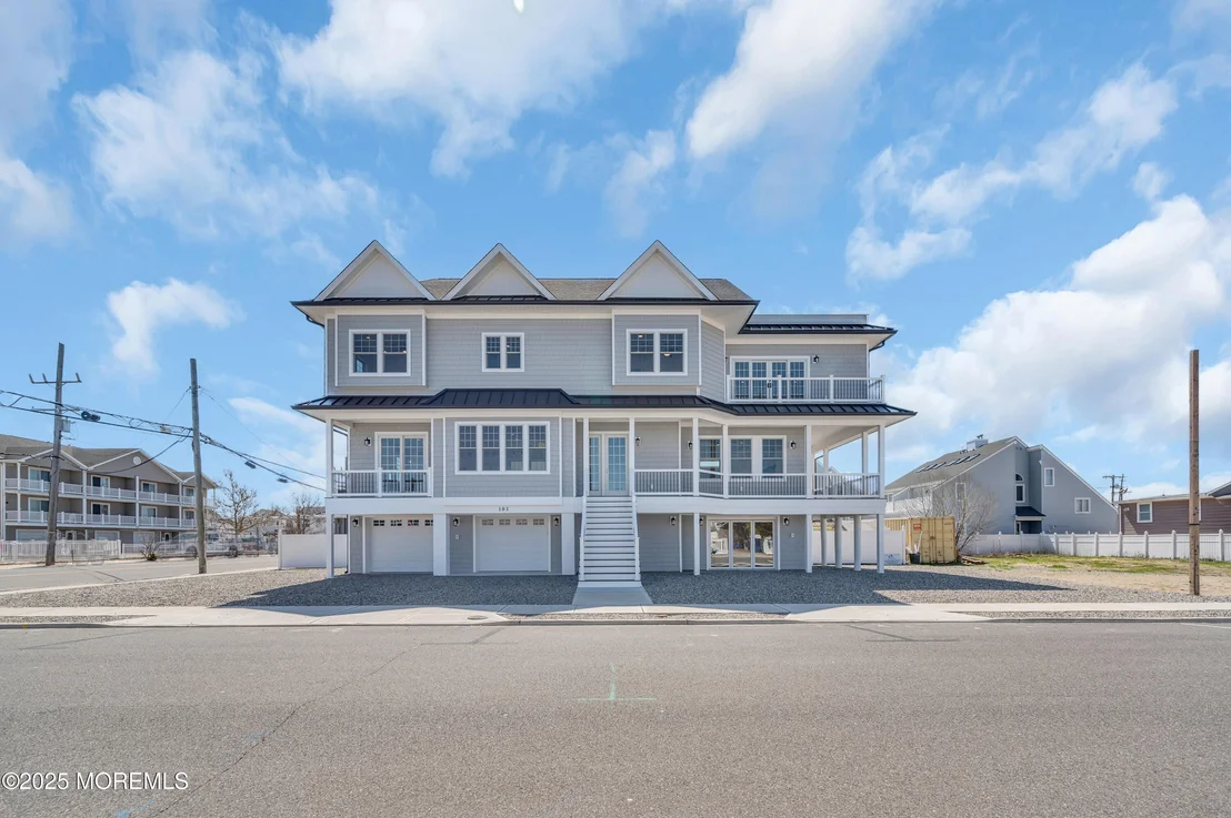 Photo of 103 5th Avenue