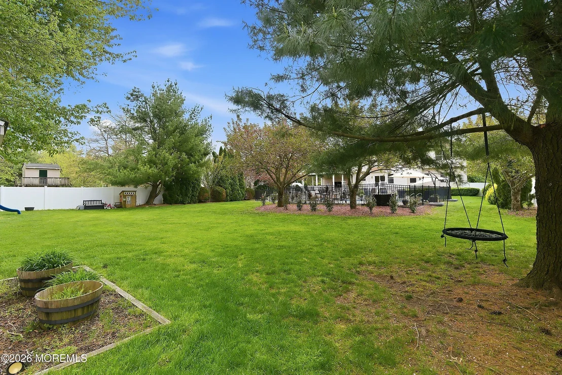 Photo of 8 Arboretum Drive