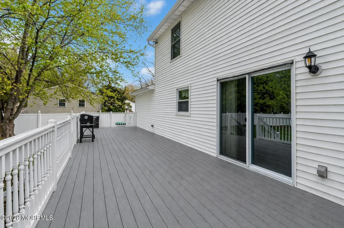 Photo of 120 Cedar Swamp Road